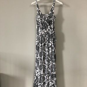 [2/$40] Old Navy maxi dress (bump friendly)